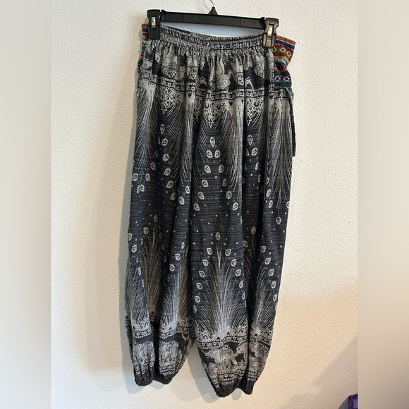 Bohemian Wide Leg Pants - Black and Tan - Picture 3 of 6